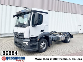 Cab chassis truck MERCEDES-BENZ Actros 1840