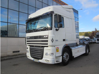 Tractor unit DAF XF 105 460