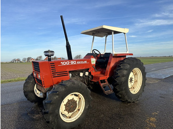 Farm tractor NEW HOLLAND