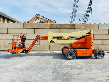 Articulated boom JLG E450AJ