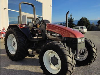 Farm tractor NEW HOLLAND