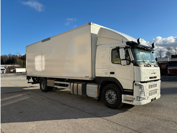 Refrigerator truck VOLVO FM 330