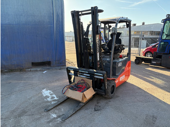 Material handling equipment TOYOTA