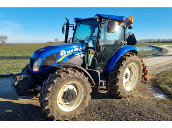 Farm tractor NEW HOLLAND TD5