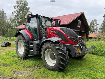 Farm tractor VALTRA T154