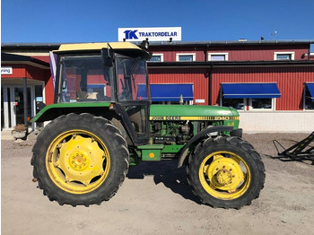 Farm tractor JOHN DEERE 2140