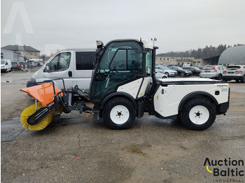 Road sweeper Multihog CX75: picture 3