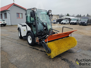 Road sweeper Multihog CX75: picture 2