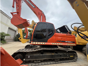 Crawler excavator DOOSAN DX300LC-7