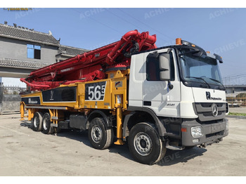 Concrete pump truck PUTZMEISTER