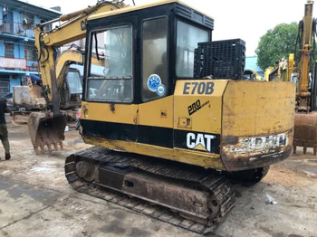 Crawler excavator CATERPILLAR E70B