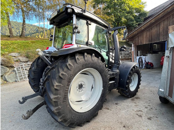 Farm tractor Valtra G135 VERSU: picture 4