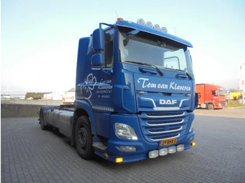 Container transporter/ Swap body truck DAF CF 370 ADR SPECIAAL VOOR DE KERMIS: picture 4