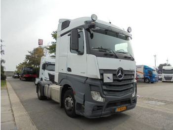 Tractor unit Mercedes-Benz Actros: picture 3