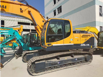 Crawler excavator HYUNDAI