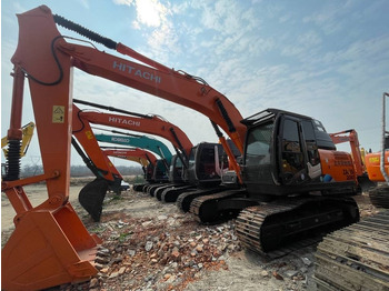 Crawler excavator Hitachi ZX 200: picture 4