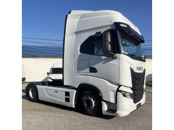 Tractor unit IVECO S-WAY