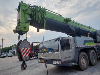 Mobile crane ZOOMLION