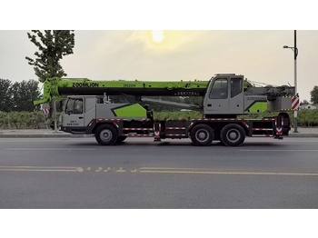 Mobile crane ZOOMLION