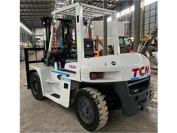 Diesel forklift TCM