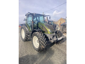 Farm tractor VALTRA