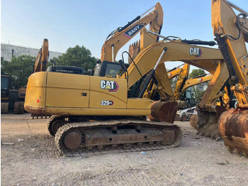 Crawler excavator CATERPILLAR 320