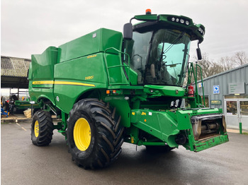 Combine harvester JOHN DEERE S690