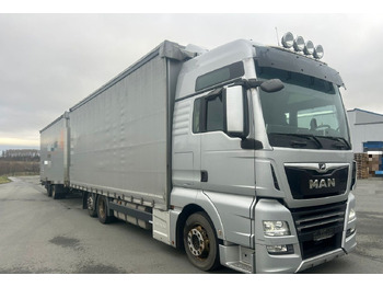 Curtainsider truck MAN TGX 26.460