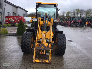 Wheel loader JCB 406: picture 3