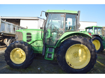 Farm tractor JOHN DEERE 6130