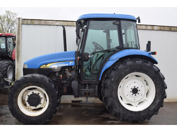 Farm tractor NEW HOLLAND TD5