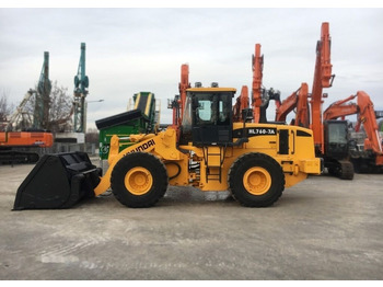 Wheel loader HYUNDAI