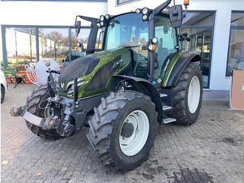 Farm tractor VALTRA