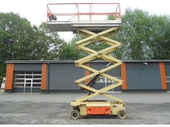 Scissor lift JLG