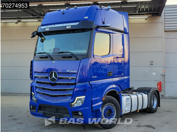 Tractor unit Mercedes-Benz Actros 2145 4X2 GigaSpace 2x Tanks MirrorCam Navi: picture 3