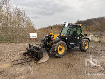 Telescopic handler CATERPILLAR TH