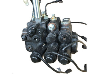 Hydraulic valve