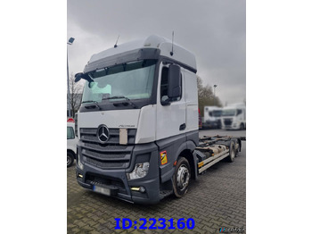 Cab chassis truck MERCEDES-BENZ Actros 2542