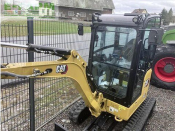 Mini excavator CATERPILLAR 302