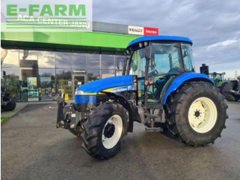 Farm tractor NEW HOLLAND TD5