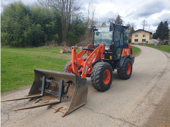 Wheel loader KUBOTA R 070: picture 3