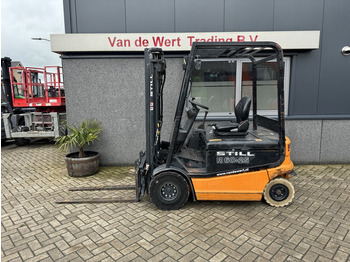 Electric forklift STILL