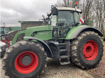 Farm tractor FENDT 927 Vario