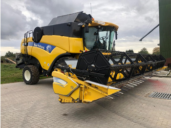 Combine harvester NEW HOLLAND CX series