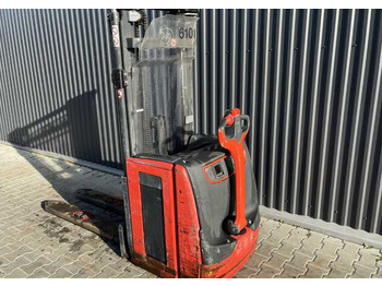 Stacker LINDE L16