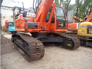 Crawler excavator DOOSAN DX300LC: picture 1