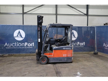 Electric forklift TOYOTA