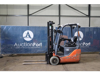 Electric forklift TOYOTA