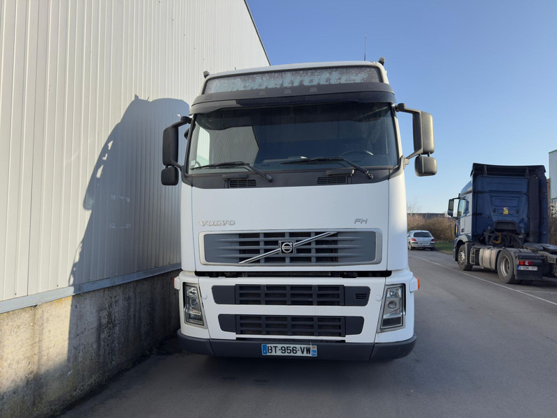 Tractor unit Volvo FH 480: picture 8