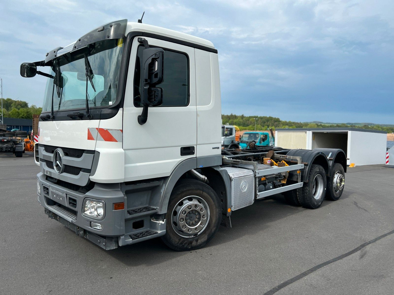 Cab chassis truck Mercedes-Benz Actros 2532 6x2 MP 3  Euro 5  10 x am  Lager Mercedes-Benz Actros 2532 6x2 MP 3  Euro 5  10 x am  Lager: picture 10